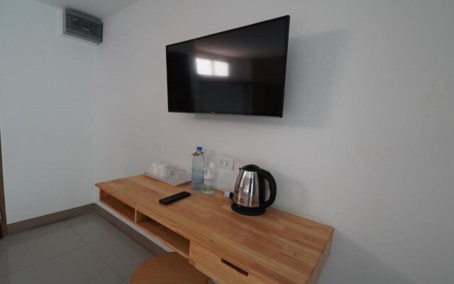 RoomQuest Tha Sala