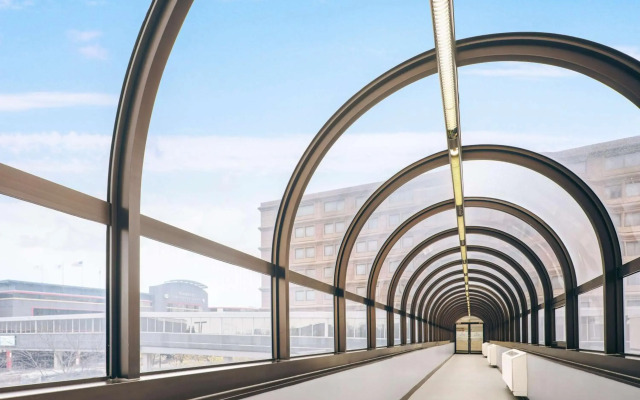 Hilton Rosemont Chicago O'Hare