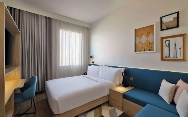 Hampton By Hilton Neom Community 2