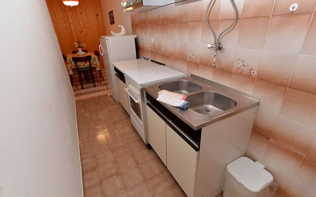 Apartment near the sea 650