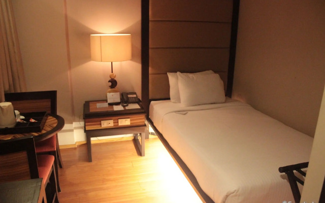 Soleste Suites