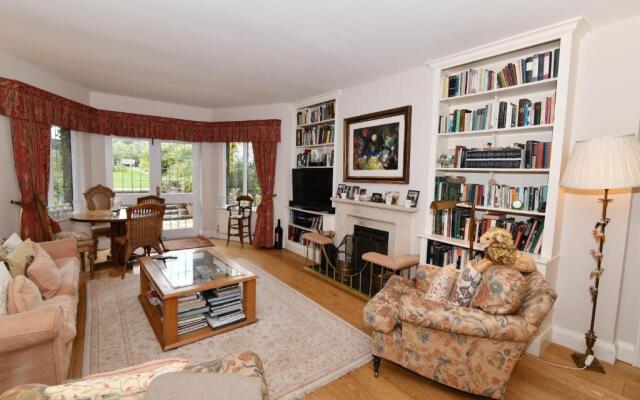 The Limes Country House with heated pool & Hot Tub