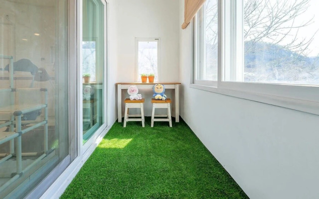 Gapyeong Bom Kids Gajok Spa Pension