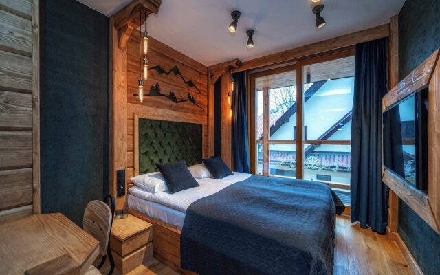 Mountain Shelter Apartments