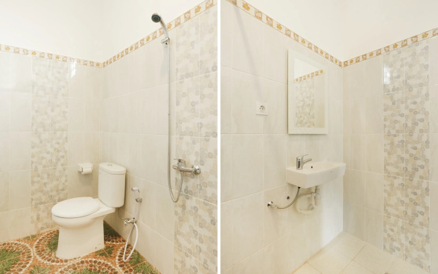 OYO 4003 Ceria Guesthouse SeminyakNearSeminyak Beach