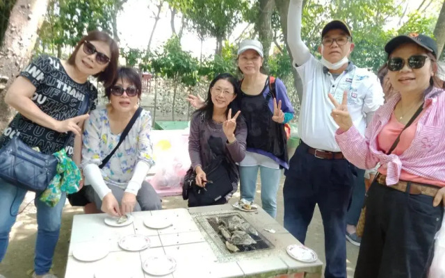 Chiayi Dongshi Puzi Creek Prow Sky Gift Traditional Farm Homestay