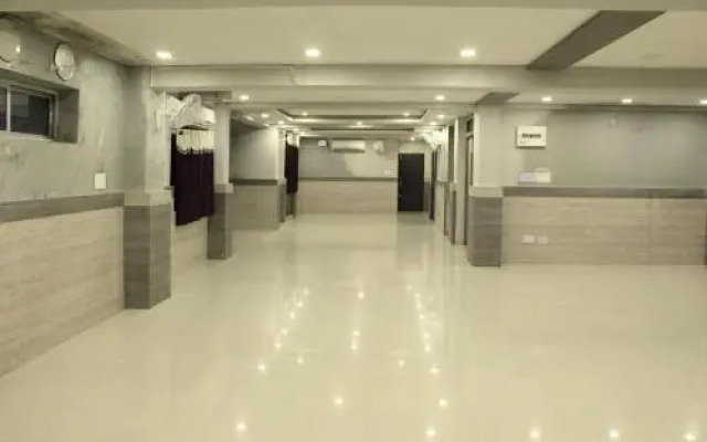 Hotel Star Lotus by OYO Rooms