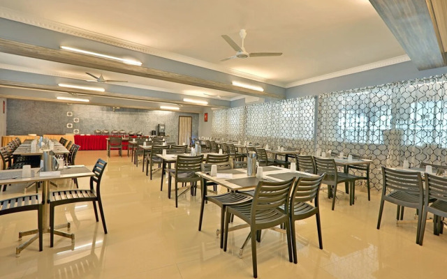 Downtown Business Hotel