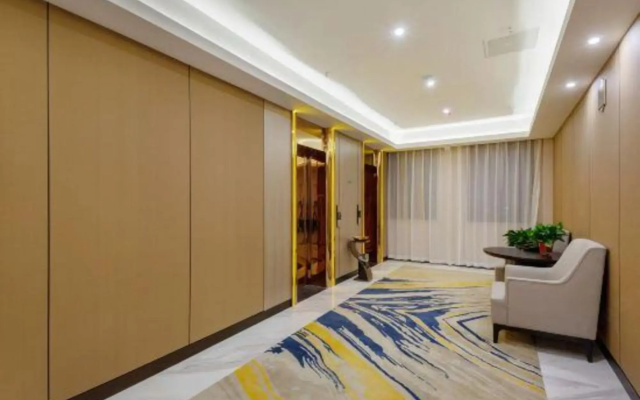 RVienna International Hotel (Fangte store, Wuhu government center)