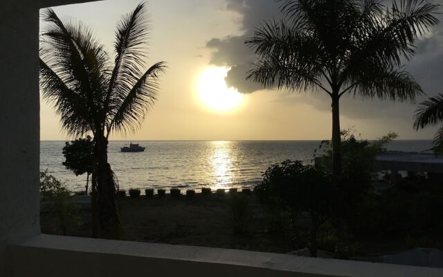 Stoner's Beach Resort