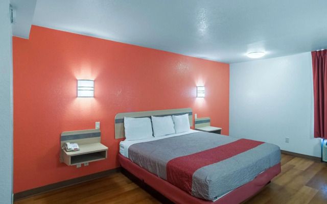 Motel 6 Oklahoma City, OK - South