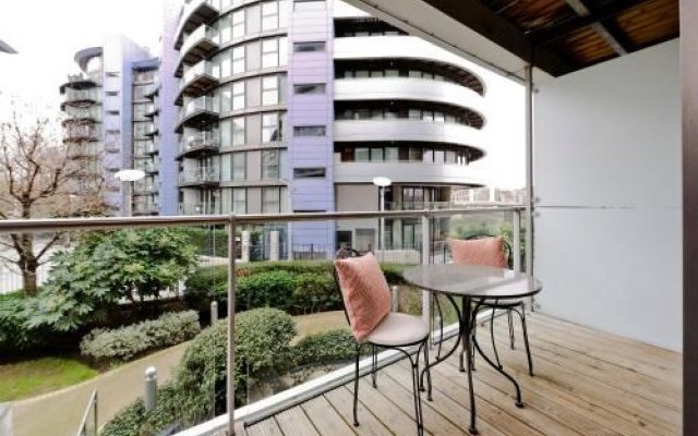 Veeve  - Luxury 2 Bedroom Apartment - Chelsea Bridge Wharf