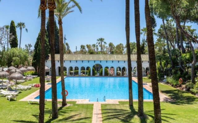 Awesome Apartment In GOLDEN MILE/2BED/Señorio Marb