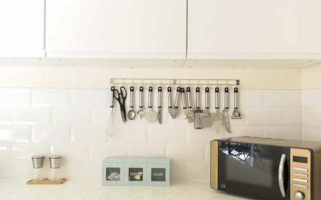 Platinum Apartment Mornington Crescent 9986