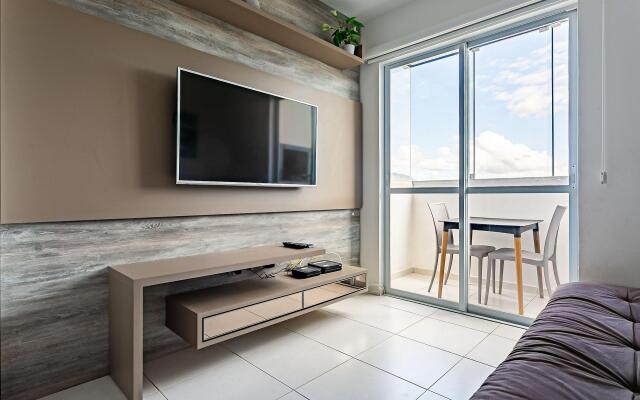 Apto com churrasqueira e sacada RPC306