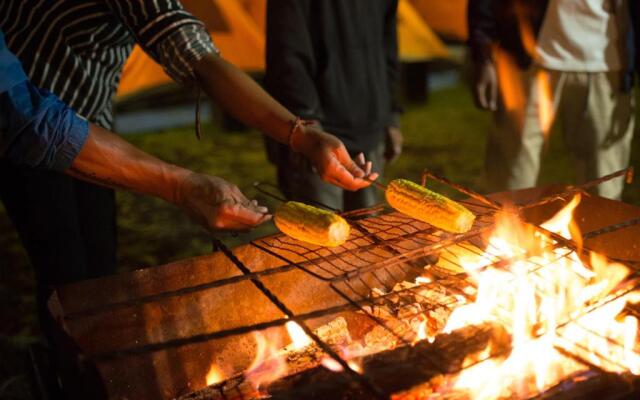 Hiker's Camp at Toya Devasya