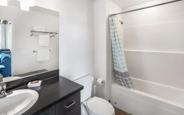 Admiral Condo 201 in Bremerton