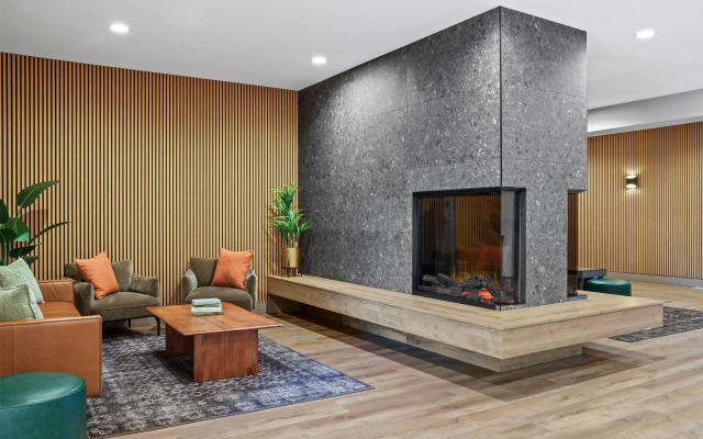 Ramada by Wyndham Drumheller Hotel & Suites