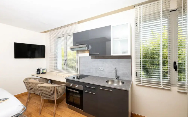 Studio Mandara Beach Bungalow, Cote d'Azur
