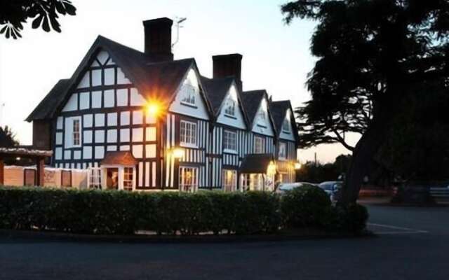 Broom Hall Inn