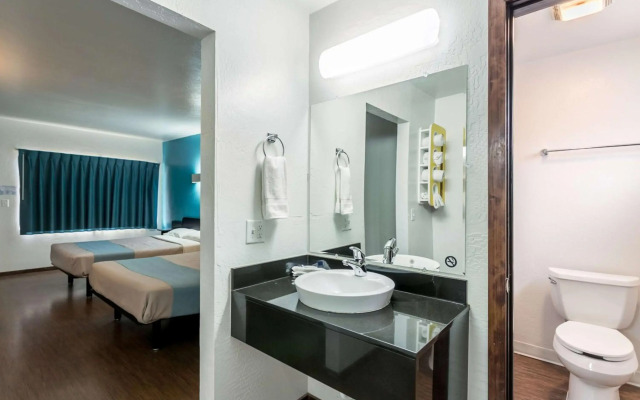 Motel 6-Missoula, MT - University