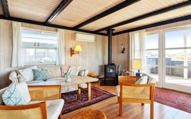 "Ulrike" - 140m from the sea in NW Jutland