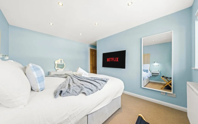 Modern 3Bed Home Next To Glasgow Airport