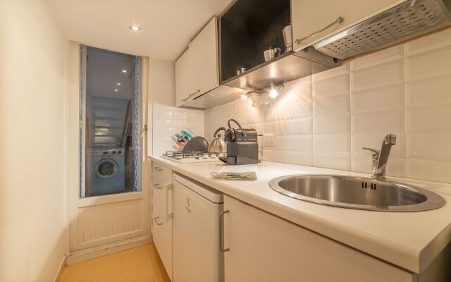Indipendent Access Apartment in Largo Orbitelli - Ac/wi-fi