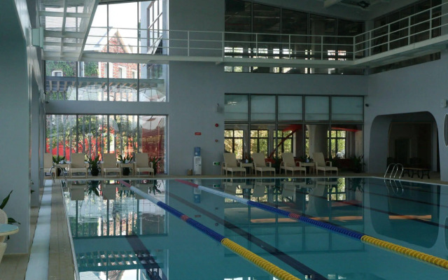 Parkview O.city Hotel