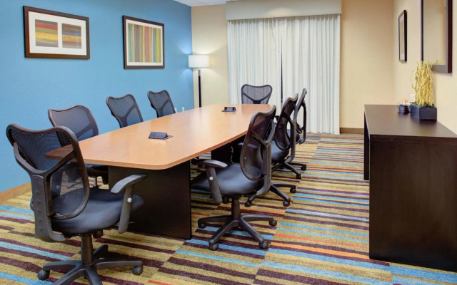 Fairfield Inn & Suites Seymour