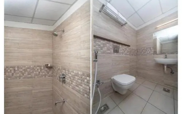 V Grand By OYO Rooms