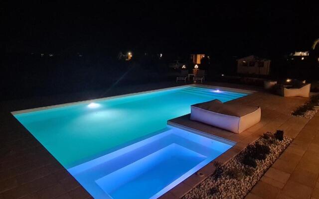 Villa Lucia con piscina privata a Gallipoli per 12 persone