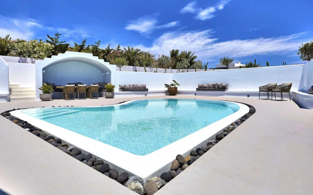 Amor Hideaway Villas