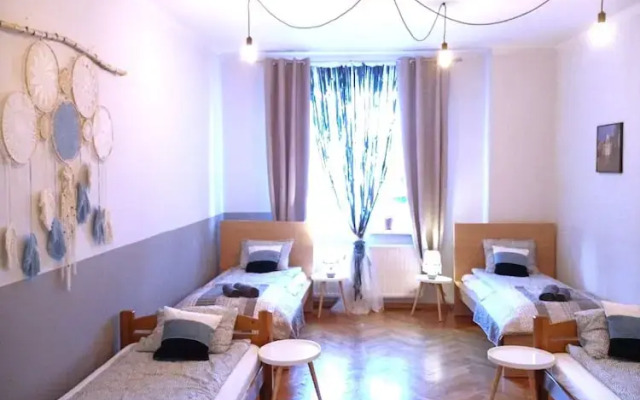 Real Vip Hostel