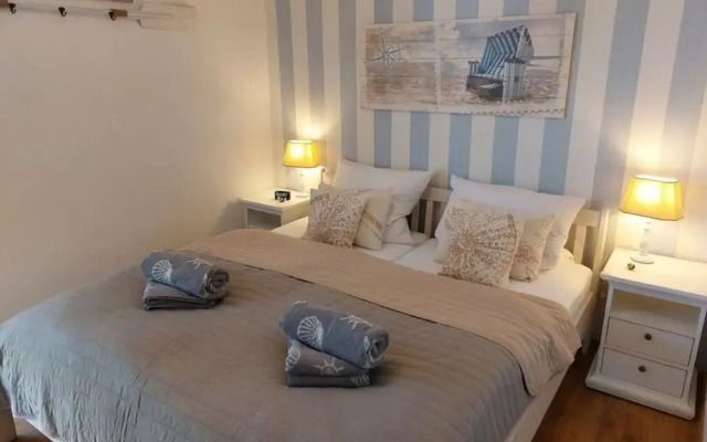 Sky Blue Comfortable Holiday Residence