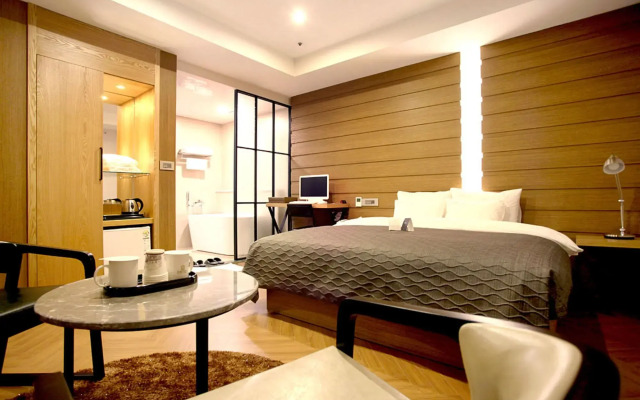 Mind Hotel