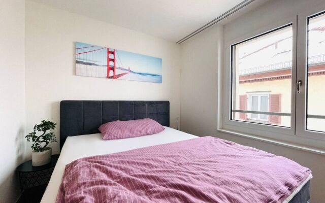 New Building With Balcony Closecentrefreeparkingsmarttv