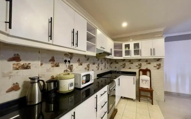 Charming 2-bed Apartment in Kigali