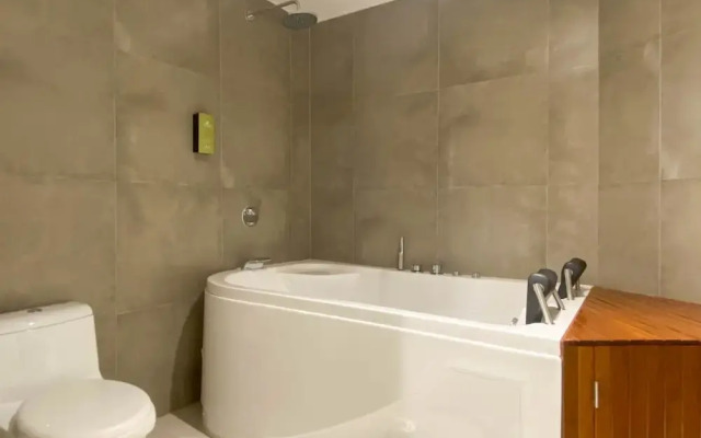 w Modern 2BR w Jacuzzi in Miraflores