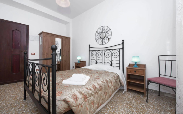 A Room For Holiday