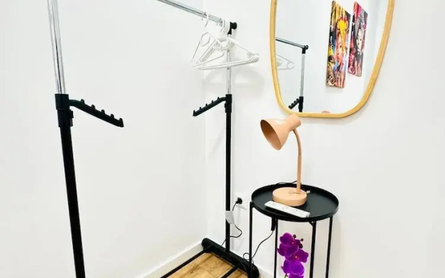 9BR Apt for 18P Walk to Augarten