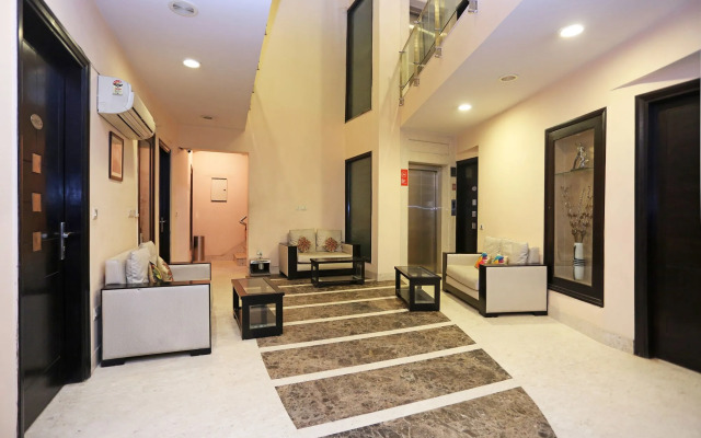OYO 11322 Hotel The Camria