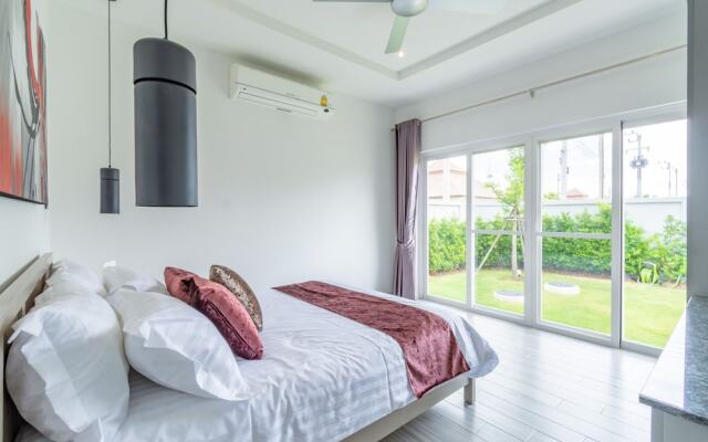 Tropical 3 Bedroom Pool Villa MP75