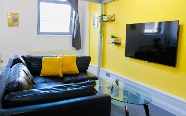 Lovely 1-bed Mezzaine Apartment in Nottingham