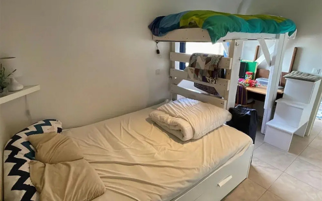 Charming Waterside Getaway