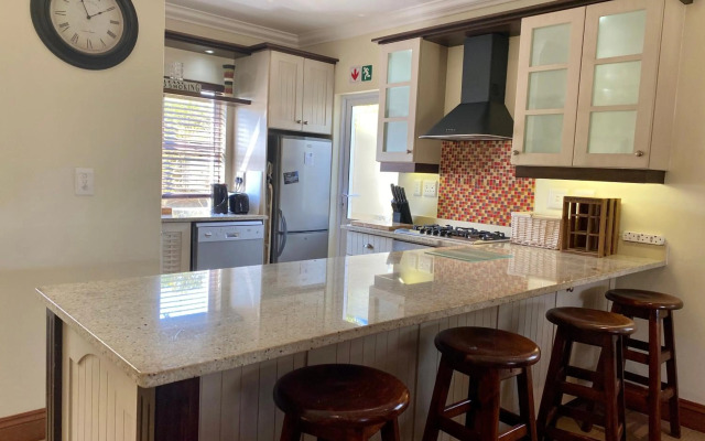 Barbados 13, Caribbean Estate