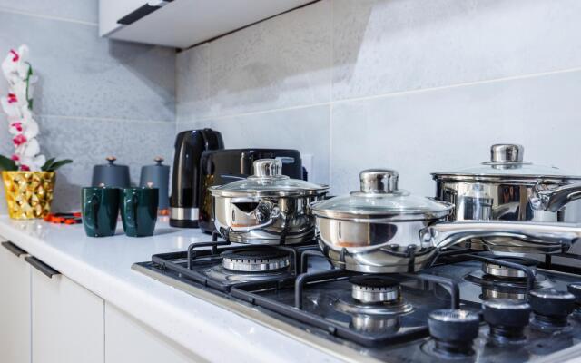 East Croydon Home - Contractors