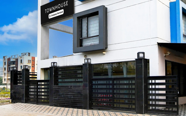 Super Townhouse New Town Near DLF