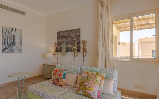 Vesta - Luxury APT II - 2BR - Golf