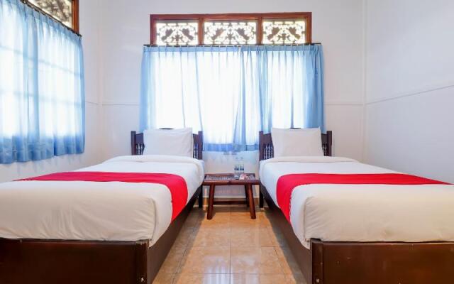Komala Indah Cottages by OYO Rooms